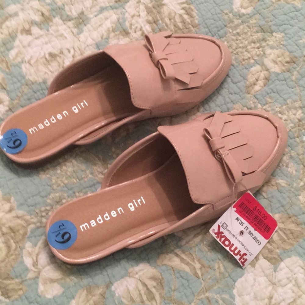Madden Girl Blush Pink Patent Leather Slides